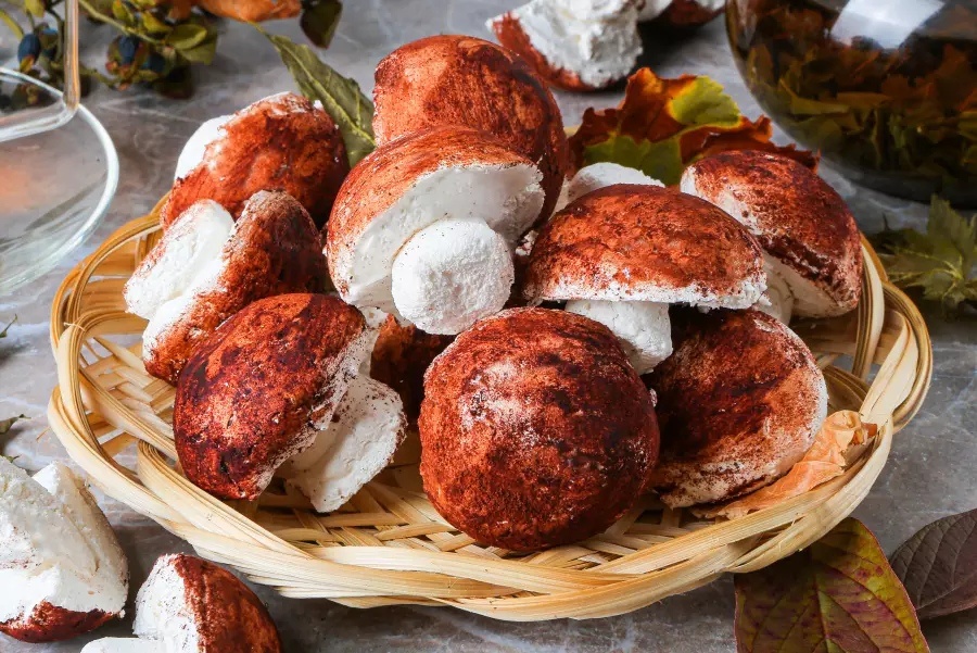 Яркий десерт: яблочный зефир «Грибочки»