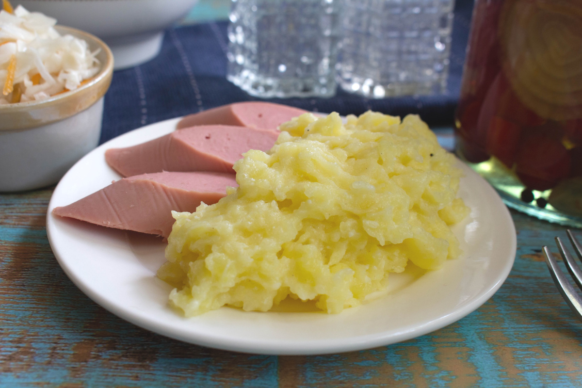 Нежное картофельное пюре с брынзой: новый взгляд на классический гарнир