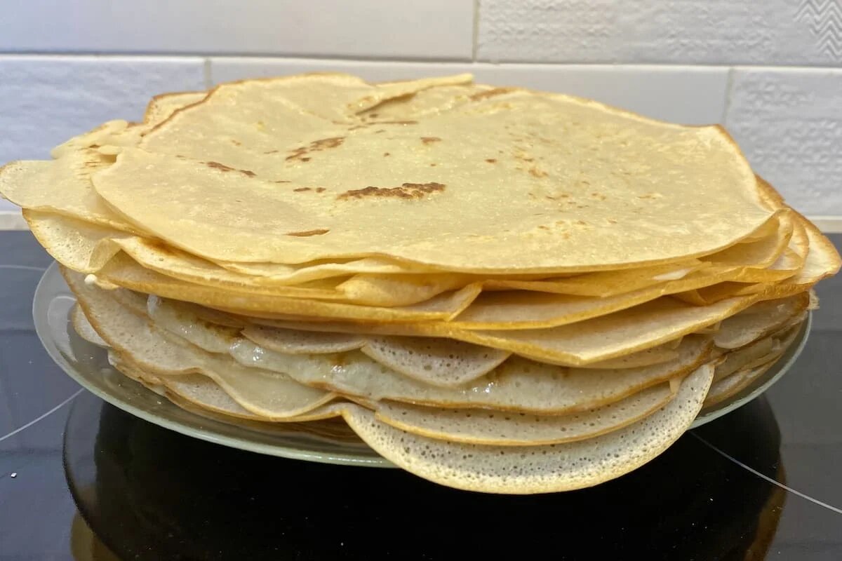 Как сделать блины полезным и вкусным завтраком