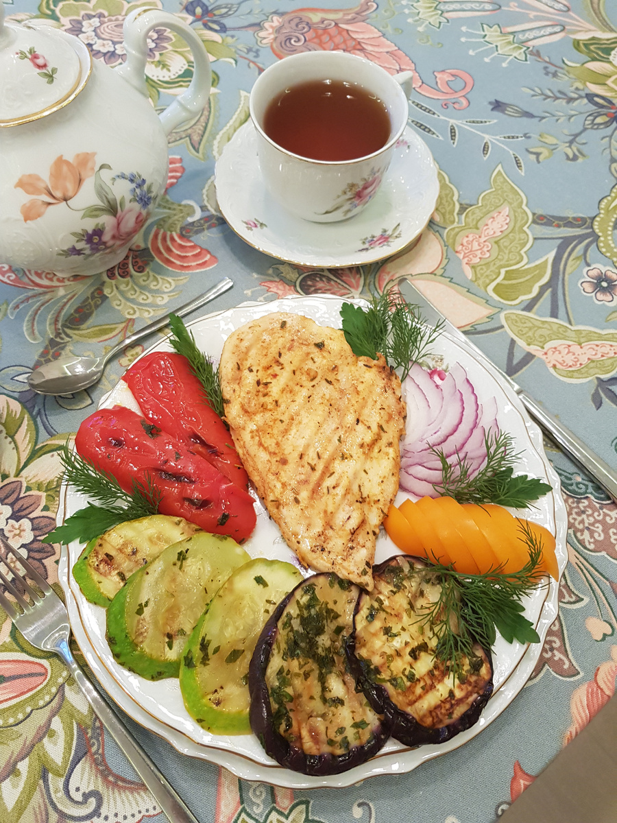 Гриль на морозе: Как приготовить вкусное куриное филе с овощами