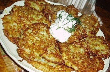 Как приготовить вкусные оладьи из кабачков с зеленью
