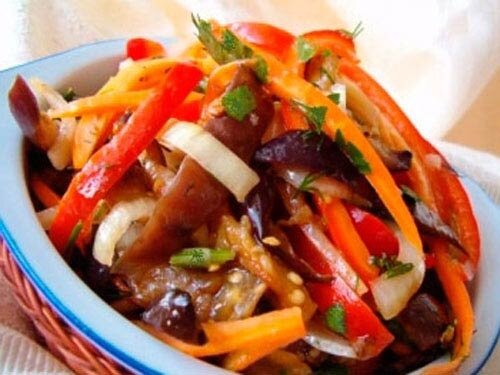 Волшебный салат с баклажанами и болгарским перцем