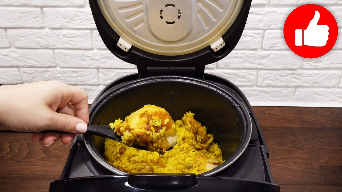 Ароматный рис с куриными бедрышками: простой рецепт в мультиварке