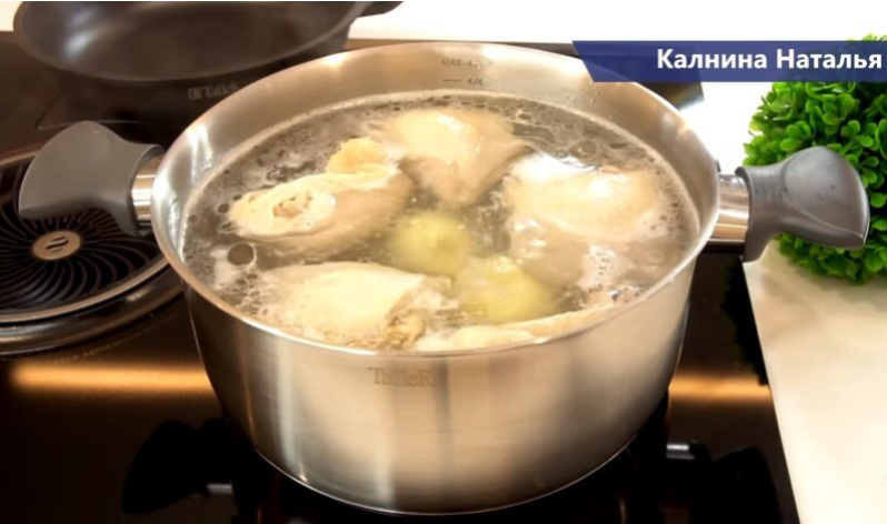 Как куриный суп с яйцом стал семейным хитом