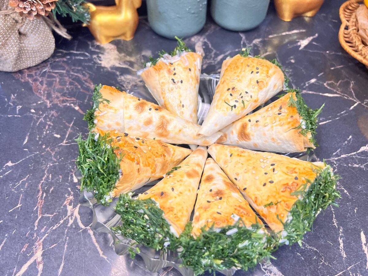 Как приготовить вкусную закуску из лаваша для любого праздника