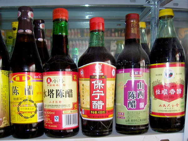 Как выбрать идеальный уксус для ваших кулинарных шедевров