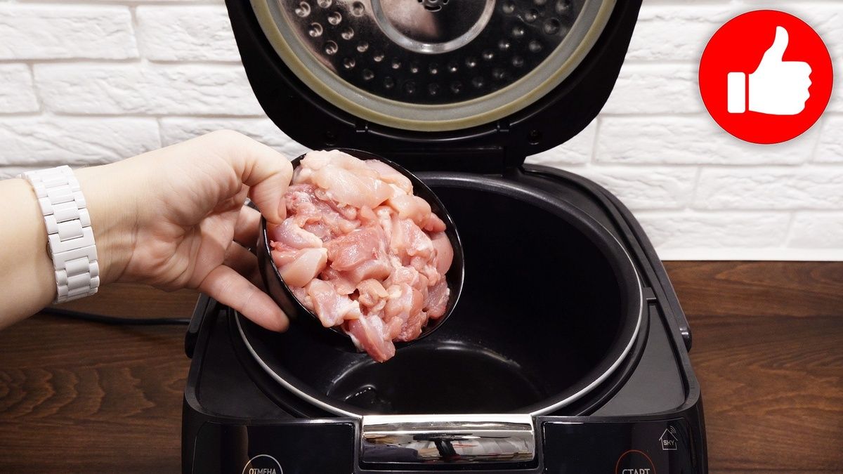 Узнайте, как приготовить курицу с рисом в сметано-соевом соусе с помощью мультиварки