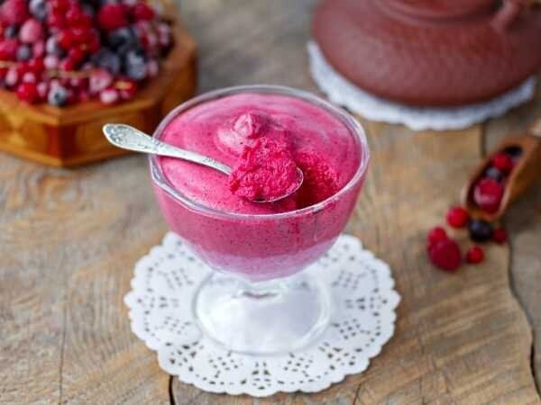 Нежный ягодный мусс: легкий десерт без хлопот на кухне