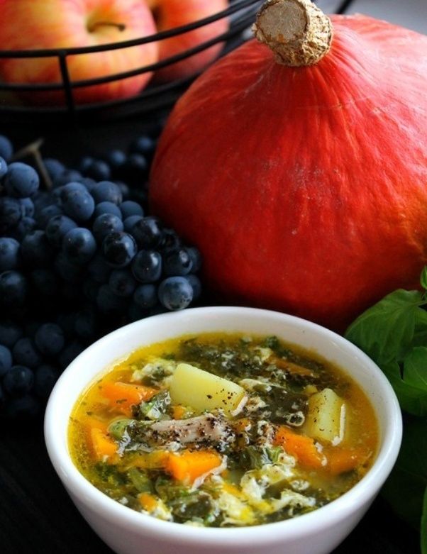 Вкусный суп с щавелем и тыквой для уютных вечеров
