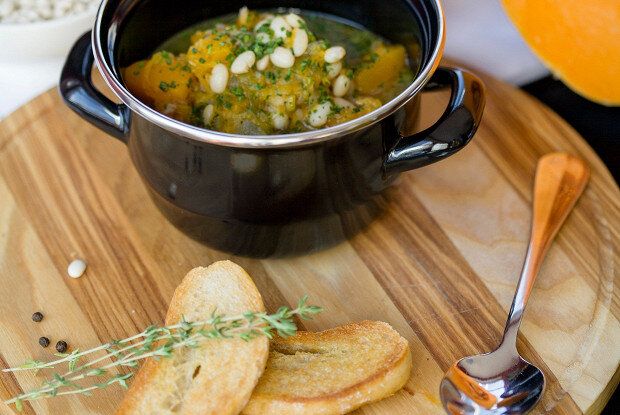 Нежная тыквенная похлебка с копченым вкусом