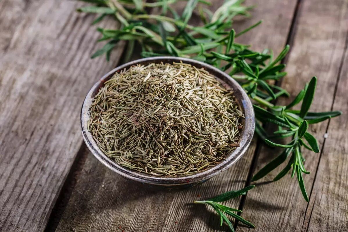 Розмарин или тимьян: как выбрать идеальную пряность для вашего блюда