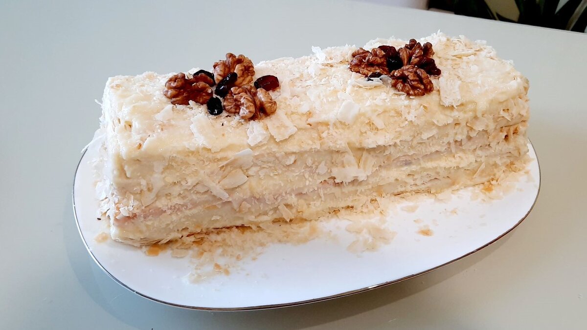 Нежный торт без замеса — легкий и ароматный десерт для любого праздника