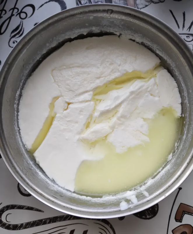 Невероятно простой способ приготовления творога из кефира