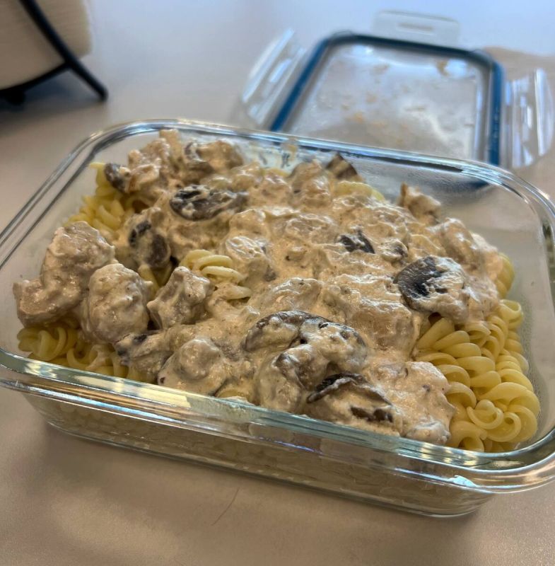 Сладкий момент обеда