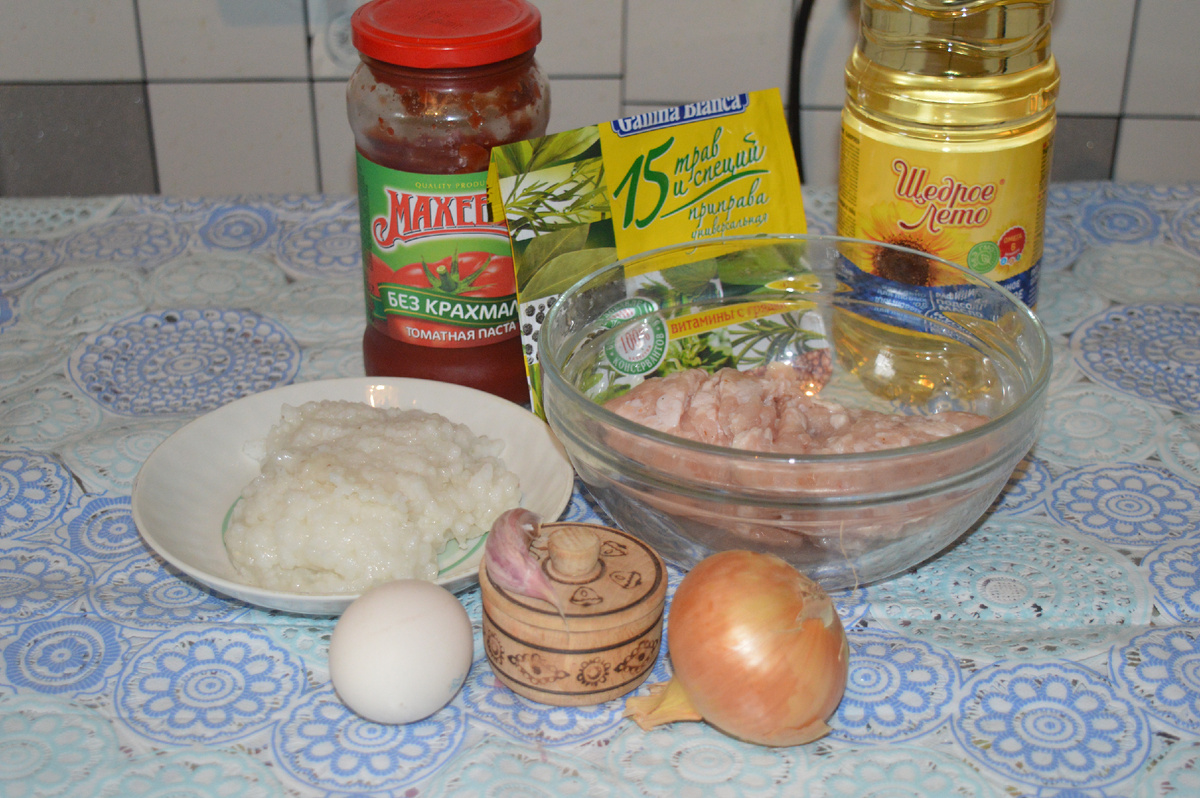 Тефтели в томатном соусе: легкий и вкусный ужин для всей семьи