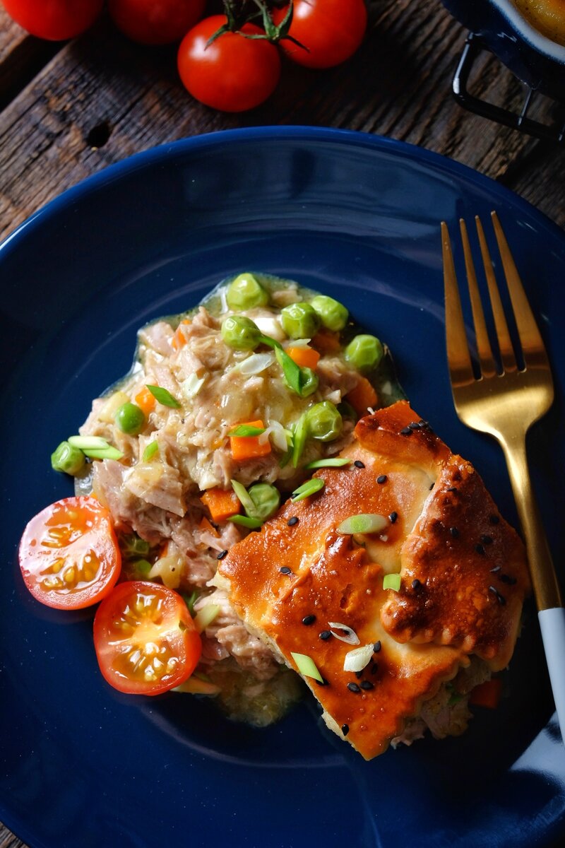 Британский окорок в слоёном тесте: сытное угощение за час