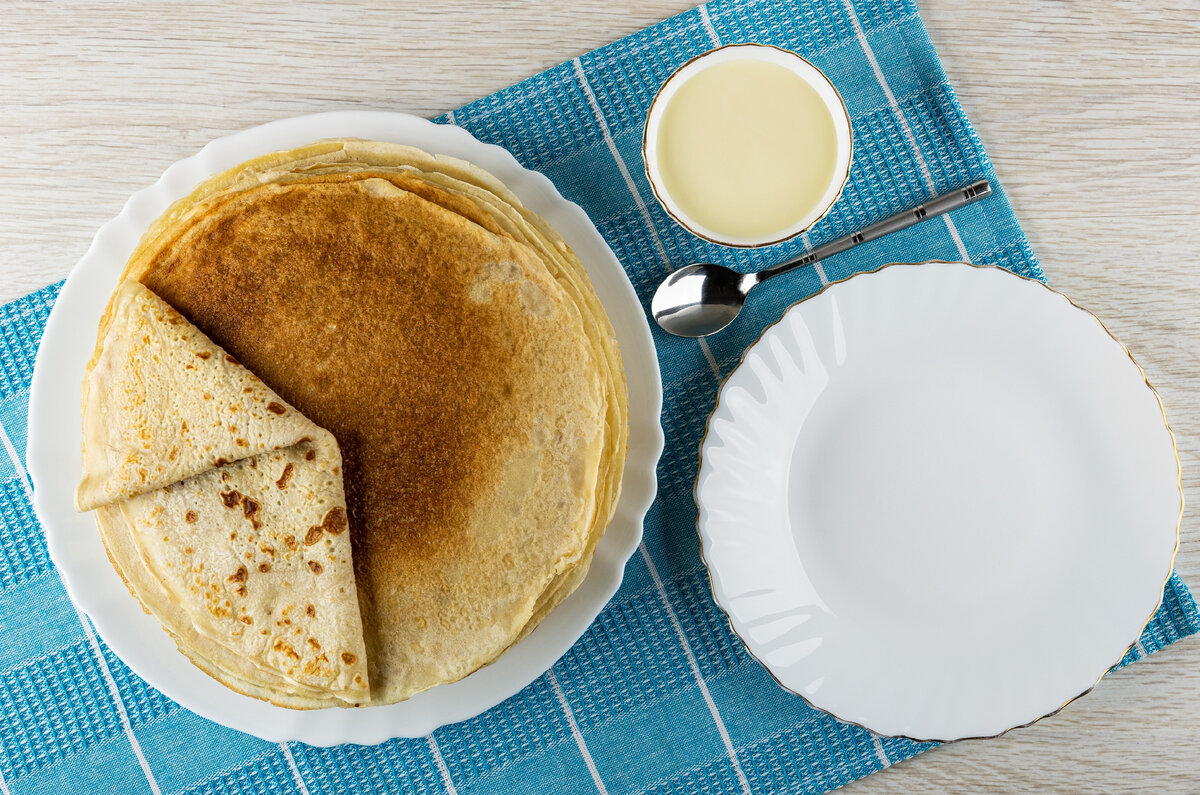 Нежные блины с творогом: простое лакомство для всей семьи