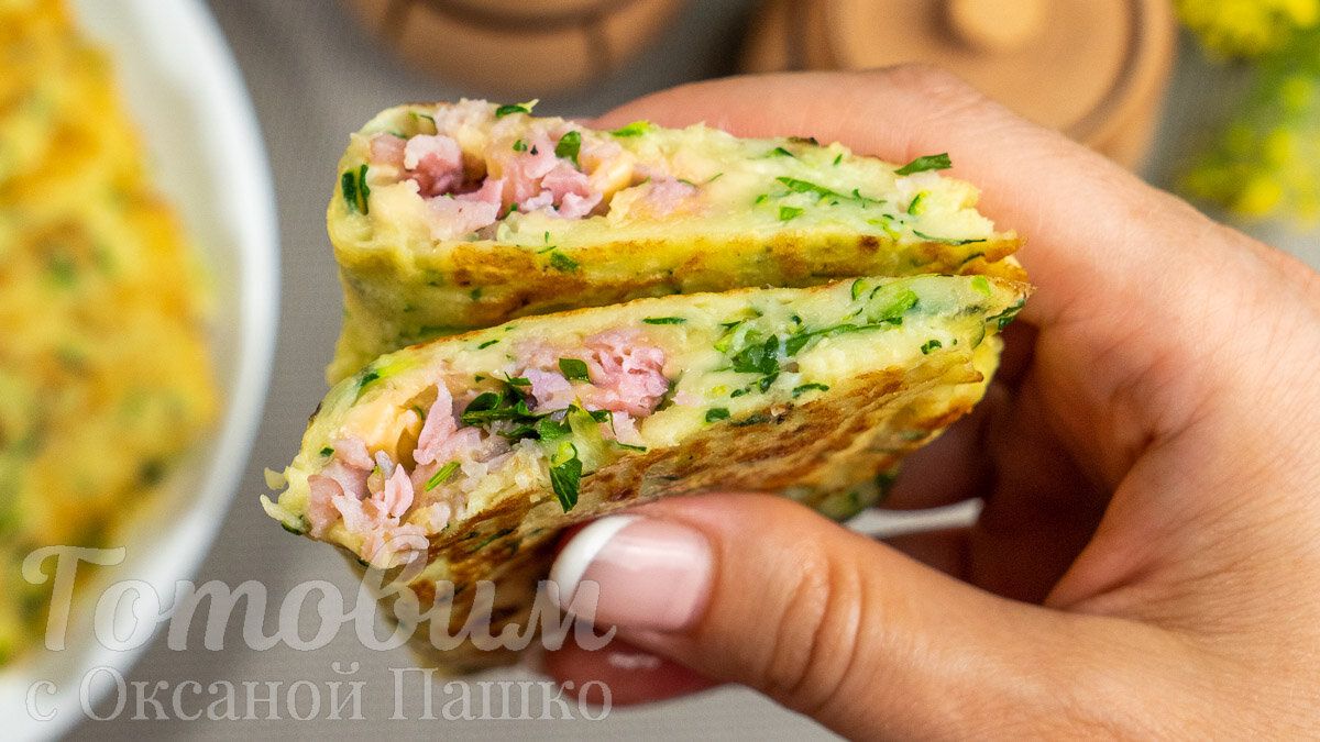 Кабачковые пирожки с колбасой: легкий и вкусный способ порадовать семью