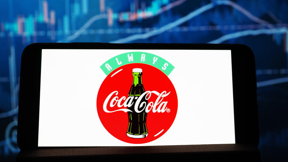 Coca-Cola укрепляет позиции: права на уникальную бутылку продлены