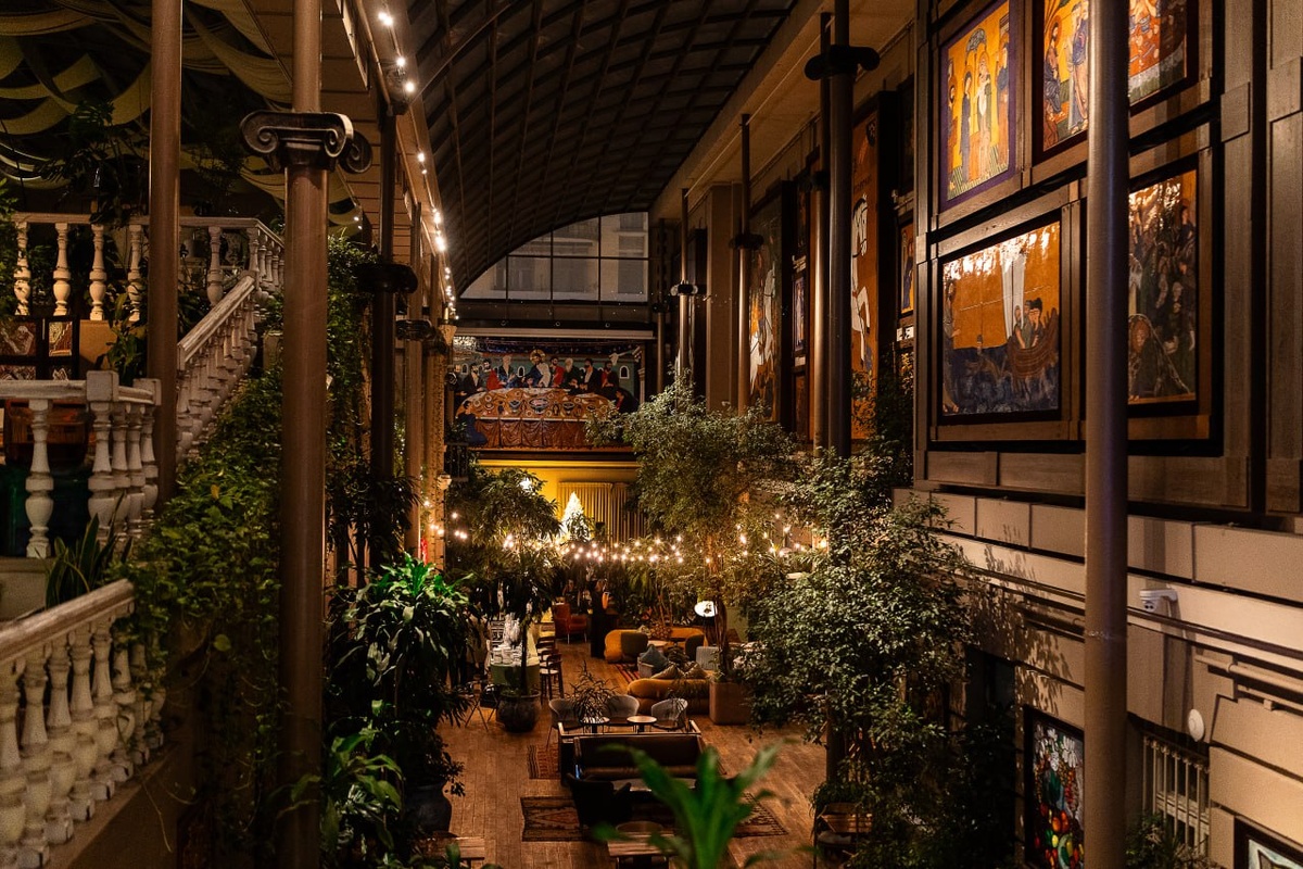 Ресторан Bagebi отмечает четыре года успеха с ярким праздником