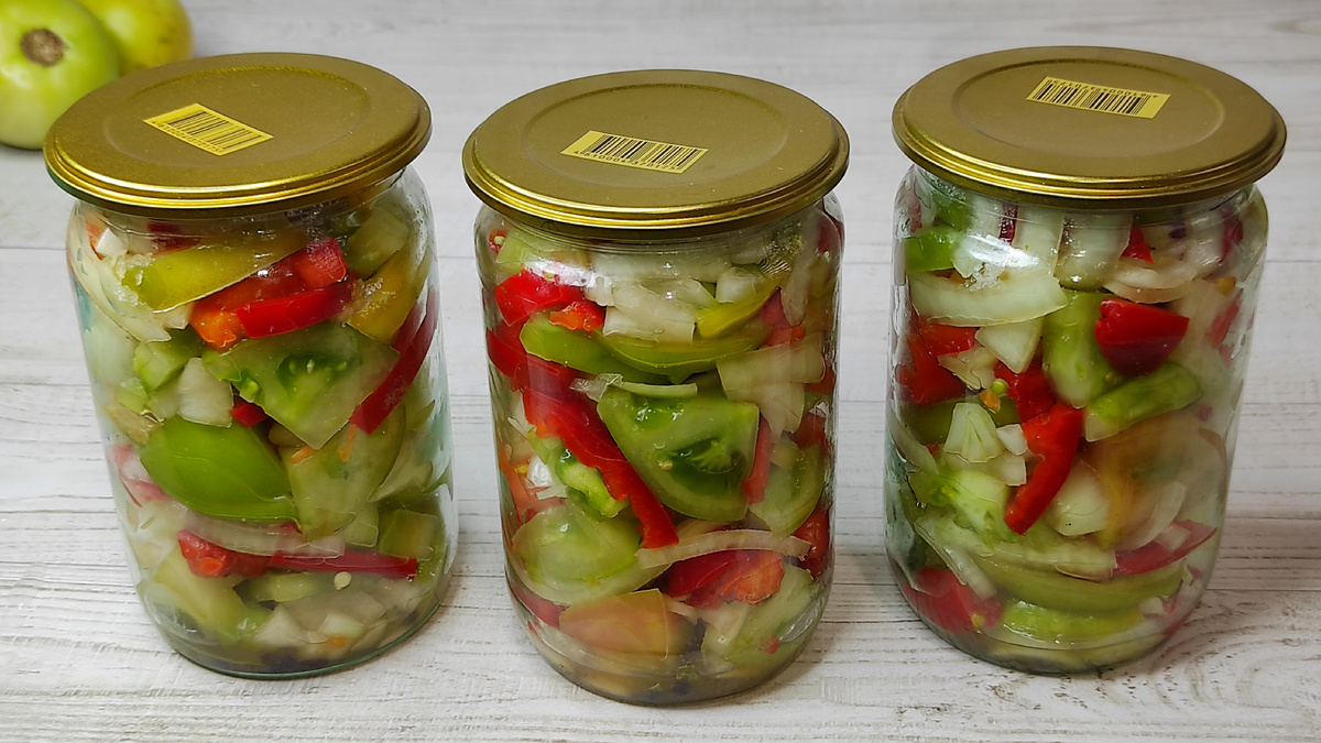 Необычный салат из зеленых помидоров: идеальная зимняя закуска