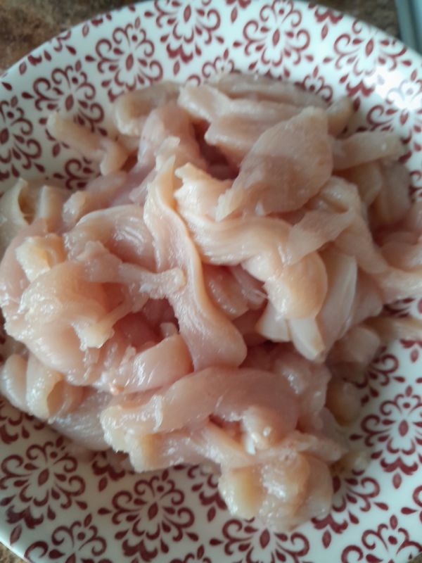 Фунчоза с курицей и овощами: быстро и вкусно