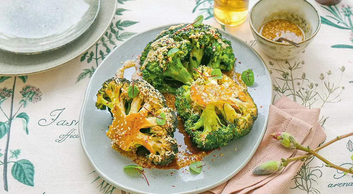 Брокколи с кунжутом: изысканный гарнир, который стоит попробовать