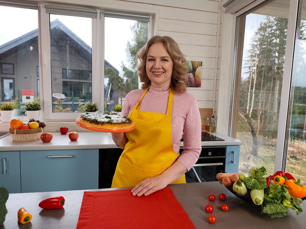 Приготовьте вкуснейший мясной пирог на сковороде без духовки