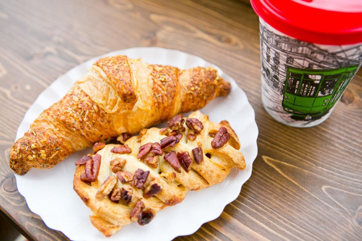 Как замороженная выпечка сохраняет вкус после отпекания?