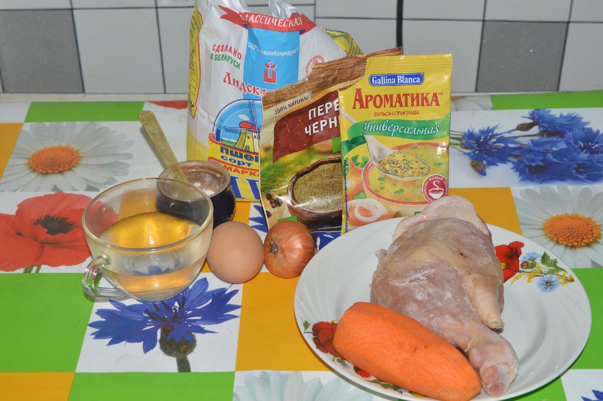 Как приготовить невероятную домашнюю яичную лапшу с курицей и овощами