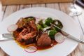 Тепло зимних блюд: лучшие рецепты тушёного мяса для уютных вечеров