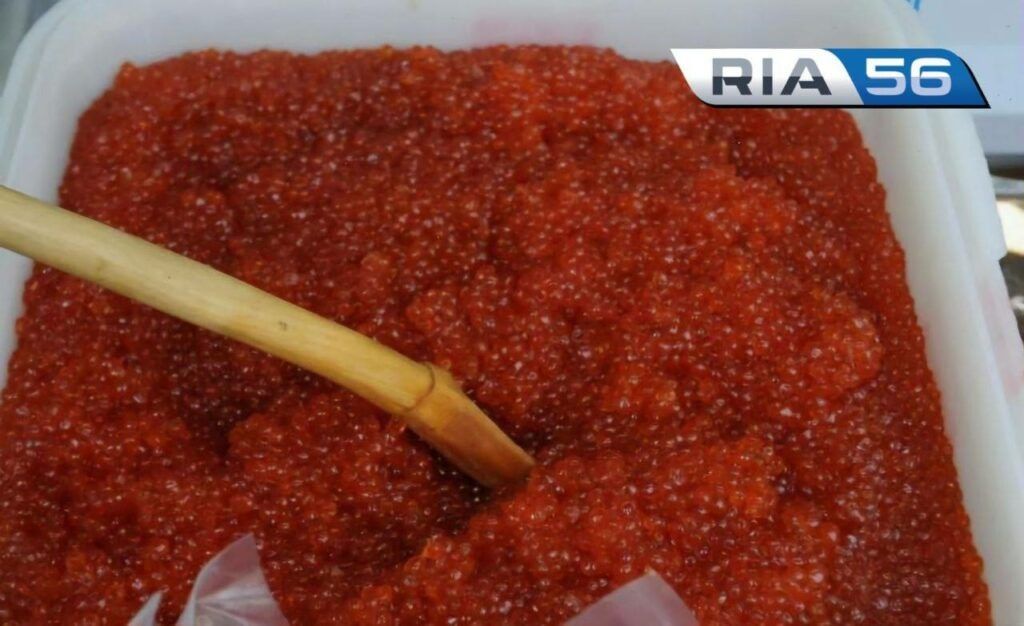 Как правильно выбрать икру для новогоднего стола: советы от Роспотребнадзора